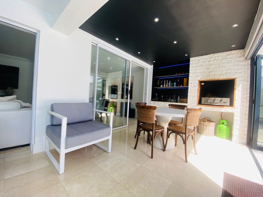5 Bedroom Property for Sale in Sunset Beach Western Cape